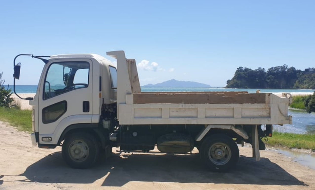 Isuzu Forward 4-Ton Tip Truck